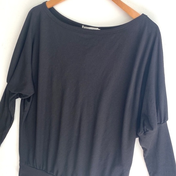 Exlura Black Long Sleeve Off Shoulder Top Batwing Casual Oversized Solid Tee, M - Picture 9 of 10